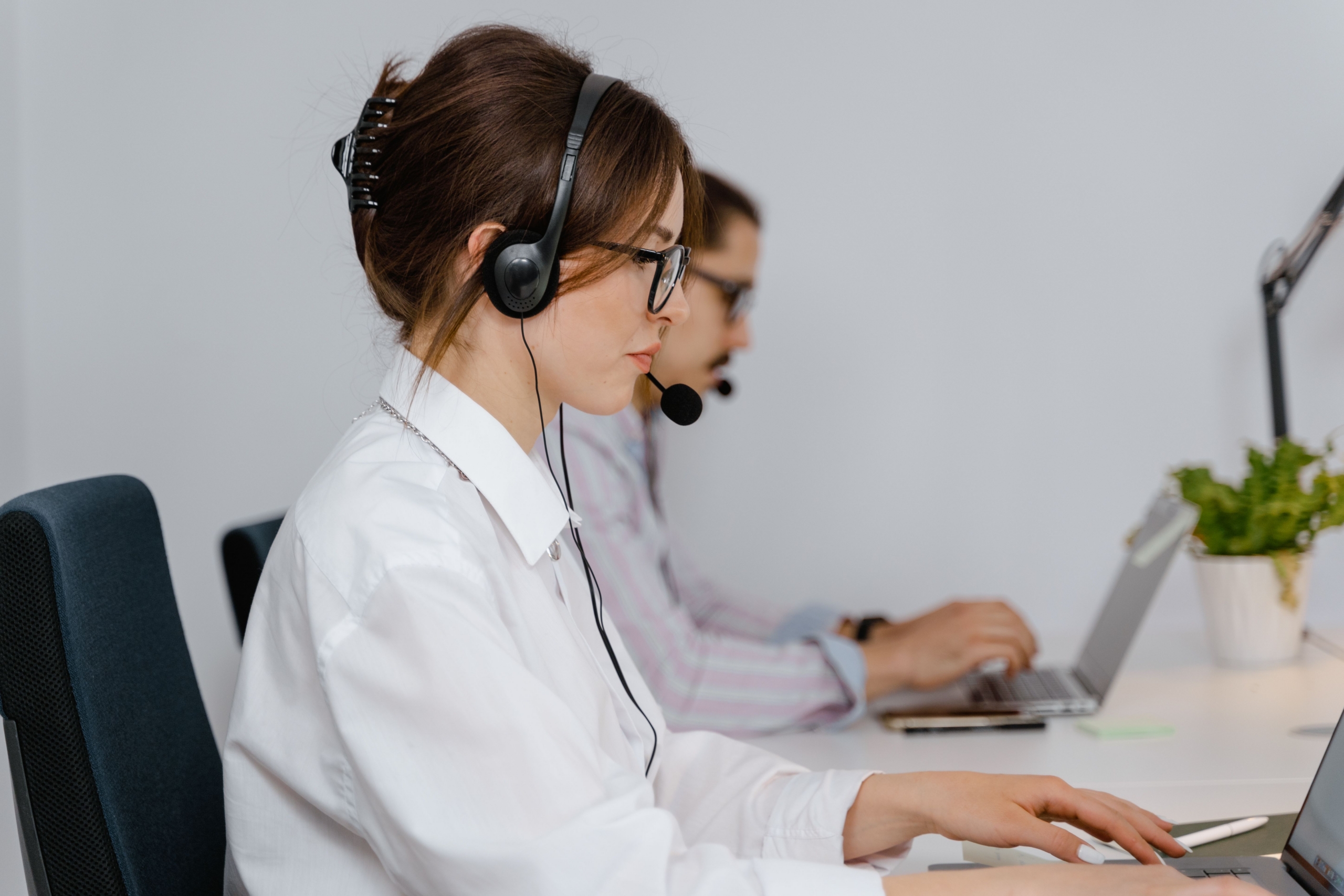 Five Hidden Costs of Bots in Your Healthcare Contact Center