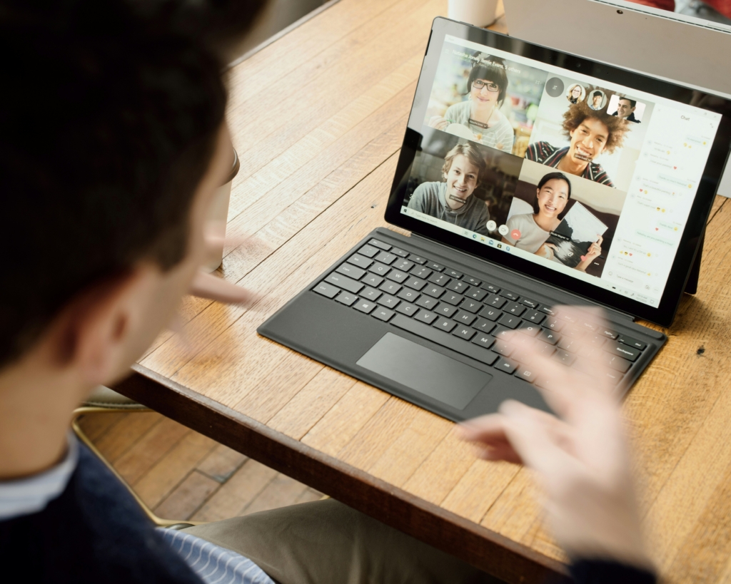 deepfake-video-call-featured-image